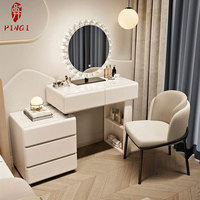 Coiffeuse de Luxe Sélectionnée en Bois Massif Style Crème avec Armoire Intégrée 2025, Nouveau Modèle de Chambre Haut de Gamme
