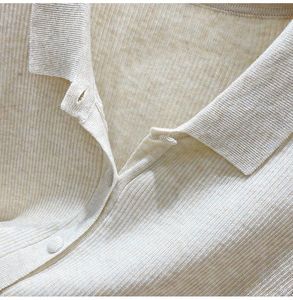 Top Corto Estivo Vintage da Donna a Maniche Corte, Maglia a Collo Alto con Bottoni, Sottile e Traspirante - Product Image 4