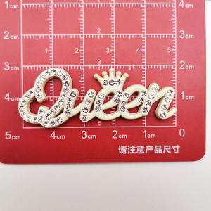 Acessórios de Luxo por Atacado em Resina Flatback para Sapatos, Letras com Diamantes de Desenho Animado, <span class=keywords><strong>Charms</strong></span> de Grife para Sapatos e Decoração de Capas de Celular - Product Image 2