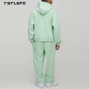 Ensemble de vêtements de sport pour homme en 2 pièces, tissu recyclé, haut à manches longues à capuche, logo imprimé, pantalon de jogging, écologique, respirant, extensible dans quatre directions - Product Image 2