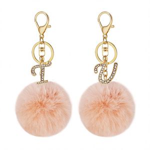 Porte-clés personnalisé avec 26 lettres anglaises en fourrure, nouveau design, boule de fourrure de lapin Rex artificielle, pendentif de sac, porte-clés en peluche avec lettre - Product Image 4