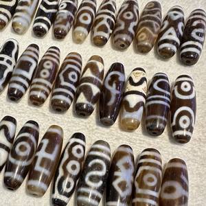 Cuentas Ovaladas de Ágata Antigua de 40 mm con Marcas de Desgaste Natural, Colgante Tibetano Hecho a Mano para Bisutería DIY - Product Image 2