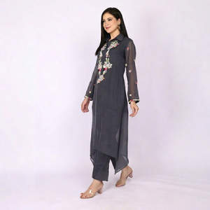 Conjunto de lujo para mujer, elegante conjunto de fiesta de 2 piezas, color gris oscuro con bordado a mano para mujeres modernas. - Product Image 1