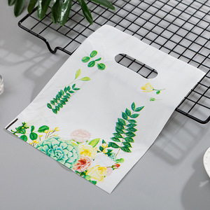 Bolsa de Camiseta de PE Reciclado Personalizada de un Solo Uso con Impresión de Logotipo para Supermercados y Exposiciones - Product Image 6
