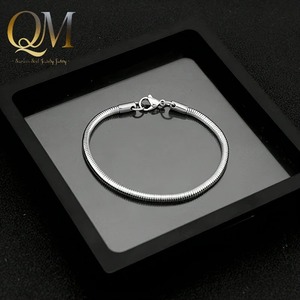 <span class=keywords><strong>Bracciale</strong></span> Trendy in Acciaio Inossidabile con Catena a Serpente, Gioielli Casual Minimalisti per Uomo e <span class=keywords><strong>Donna</strong></span>, Vendita all'Ingrosso - Product Image 1