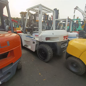 Carretilla elevadora usada Japón TCM <span class=keywords><strong>7Ton</strong></span> a la venta <span class=keywords><strong>7ton</strong></span> 5ton 3t 5t 7000kg Carretilla elevadora TCM <span class=keywords><strong>Komatsu</strong></span> Motor japonés ISUZU Precio bajo - Product Image 3