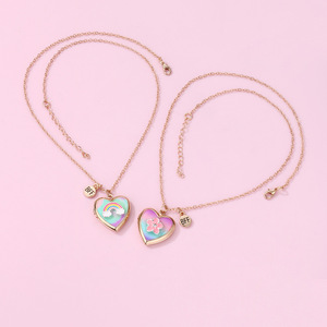 Collier simple et élégant en forme de fleur arc-en-ciel avec boîte photo en forme de cœur pouvant contenir <span class=keywords><strong>des</strong></span> <span class=keywords><strong>photos</strong></span>, collier DIY - Product Image 4