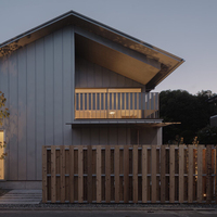 Conception personnalisée de villa en bois de style Japandi moderne et minimaliste, plans d'aménagement intérieur et extérieur, rendu 3D, services de conseil en profondeur