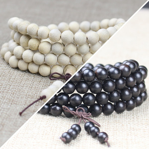 Pulsera de cuentas de oración budista, 108 cuentas de madera, regalo unisex, forma de bola pulida - Product Image 1