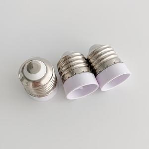 <span class=keywords><strong>Adaptateur</strong></span> de douille <span class=keywords><strong>E27</strong></span> <span class=keywords><strong>vers</strong></span> <span class=keywords><strong>E14</strong></span>, support d'<span class=keywords><strong>ampoule</strong></span> LED en plastique, convertisseur d'<span class=keywords><strong>ampoule</strong></span> <span class=keywords><strong>E14</strong></span> - Product Image 3