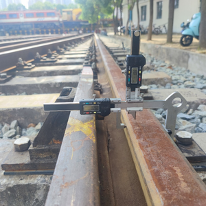 Appareil de mesure numérique portatif coulissant pour la mesure de l'usure des rails, jauge d'usure pour l'entretien des voies ferrées - Vente directe usine - Product Image 5