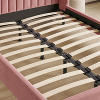 Lit double capitonné style glamour français avec tête de lit rose en forme de pétale et sommier à lattes en bois pour chambre de fille - Vente en gros