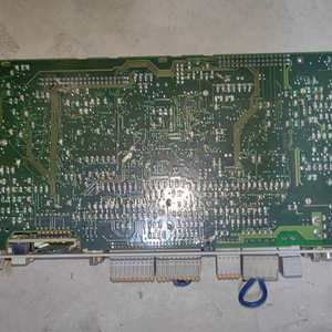 Módulo de Control de Circuito Universal SIMODRIVE 611 6SN1118-1NH00-0AA1 6SN1118-1NH00-0AA2 Envío Rápido Vendedor Oro - Product Image 4