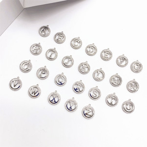 Colgante de letras del alfabeto Zhenlu Jewelry, 26 letras, circonita redonda, collar de cobre, dije para mujer, componentes para hacer joyería DIY - Product Image 3
