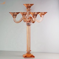 Luxuriöser 5-Armiger Bernsteinfarbener Glas-Kerzenleuchter mit Rauchgrauen Akzenten, Hoher Boden-Kerzenständer für Hochzeits-Tischdekoration und Event-Dekor