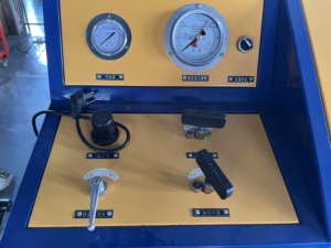 Hệ thống điều khiển bằng tay kiểm tra tĩnh thủy lực và Máy kiểm tra nổ - Product Image 2