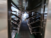 Machine professionnelle de tunnel de rétrécissement de vapeur de fabrication pour la machine à étiquettes de douille