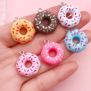 Breloques en résine en forme de donut pour la fabrication de bijoux, boucles d'oreilles, colliers, accessoires de porte-clés faits main, colgantes - Product Image 4