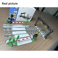 Masterpiece OEM Vente en gros 282 pièces Jouet de construction pour enfants en plastique ABS, Ensemble de rails de train avec passages à niveau, barres de levage et voies créatives