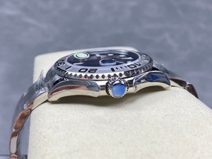 High-quality men's <b>mechanical</b> <b>watch</b> with 44mm dial, sapphire crystal, date display, water-resistant,luminous ceramic bezel - Product Image 3