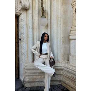 Ensemble de pantalon et veste crème pour femmes - Product Image 2