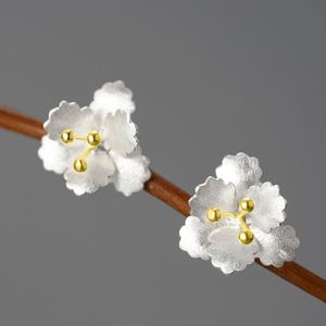 Venta al por mayor 18K chapado en oro plata esterlina 925 delicada <span class=keywords><strong>Malus</strong></span> <span class=keywords><strong>Spectabilis</strong></span> forma flor pendientes regalo joyería fina para mujeres regalos - Product Image 2
