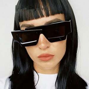 Gafas de Sol Personalizadas con Logotipo, Gafas de Sol Cuadradas Irregulares de Doble Color Retro para Mujer, Protección UV400, Color Morado y Rosa - Product Image 2