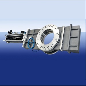 Vanne à opercule Kammerer en fonte avec doublure, taille moyenne, type régulateur, application température ambiante - Product Image 1