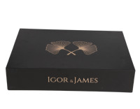 Boîtes d'emballage cadeau en carton noir mat personnalisées avec logo de luxe pour vêtements, boîte en papier pour t-shirt avec couvercle magnétique
