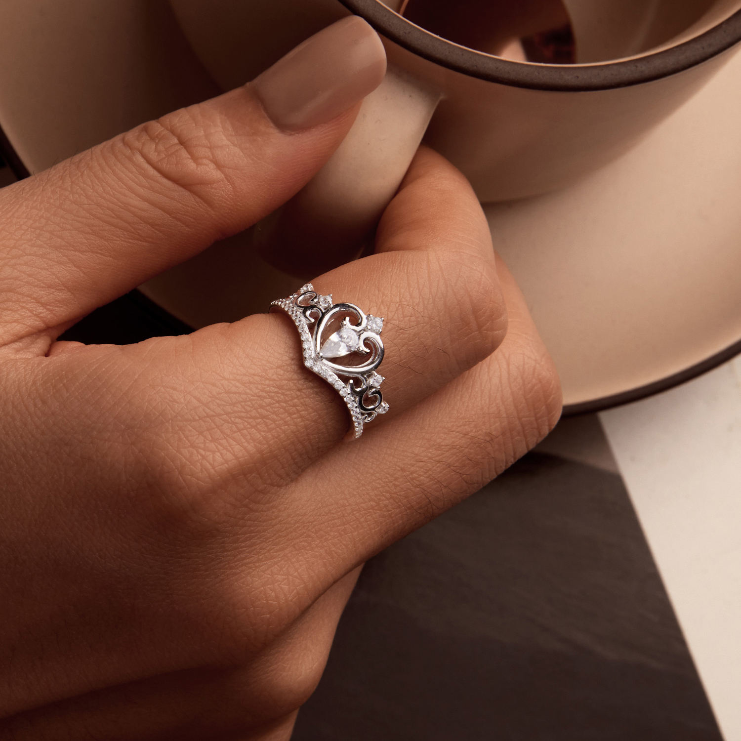 925 Sterling Silver Crown Ring with Zircon Heart for Women