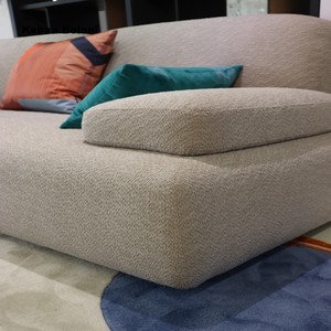 Popular Sofá Seccional <span class=keywords><strong>de</strong></span> Tres Plazas <span class=keywords><strong>de</strong></span> Tela Gris con Forma Rectangular, Estilo Wabi-Sabi, Patas <span class=keywords><strong>de</strong></span> Madera, Conjunto <span class=keywords><strong>de</strong></span> Sofás Modulares para Sala <span class=keywords><strong>de</strong></span> Estar - Product Image 4