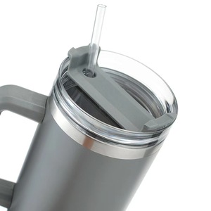 Gobelet de voyage isotherme en acier inoxydable Adventure avec poignée, couvercle et pailles – Maintien thermique 12-24 heures, compatible eau bouillante - Product Image 2