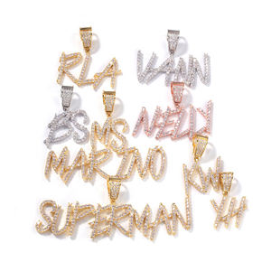 Hip Hop ha ghiacciato fuori personale del pendente <span class=keywords><strong>nome</strong></span> <span class=keywords><strong>Personalizzato</strong></span> lettera diamante del pendente della <span class=keywords><strong>collana</strong></span> Spazzola carattere nuovo stile <span class=keywords><strong>personalizzato</strong></span> <span class=keywords><strong>nome</strong></span> <span class=keywords><strong>collana</strong></span> del pendente - Product Image 2