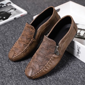 Mocasines de cuero de lujo para hombre con punta redondeada y estilo mocasín, ideales para oficina, bodas y fiestas. - Product Image 5