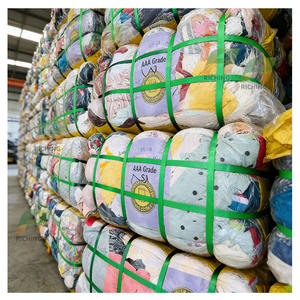 Balle di Vestiti Usati per Bambini All'Ingrosso, Abbigliamento di Seconda Mano di Grado A, Prima Scelta, 0-12 Anni - Product Image 1