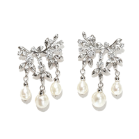 Anting-anting Mutiara Daun Cina Vintage 4-6mm Mutiara Air Tawar Alami Budidaya Zhuji Perhiasan Bunga Berlapis Emas Kuningan.