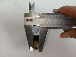 Manómetro UM de alta calidad 1/8 0-200 PSI para compresor de aire - Product Image 5