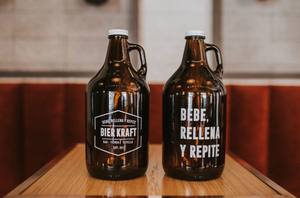 Jarra de Vidrio Estilo Antiguo de 1L 2L 3L 4L 5L con Asa y Tapa Negra, Venta al por Mayor - Product Image 6