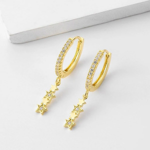 Orecchini a cerchio a forma di stella per donna, stile dolce, gioielli per le orecchie con pietre scintillanti, accessori da indossare ogni giorno - Product Image 4