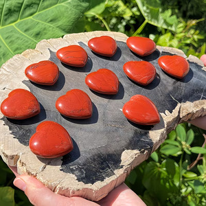 หินแจสเปอร์สีแดงรูปหัวใจ ขายส่ง หินคริสตัลบำบัดธรรมชาติ สำหรับตกแต่งบ้านและสำนักงาน ของขวัญวันหยุดสุดพิเศษ - Product Image 3
