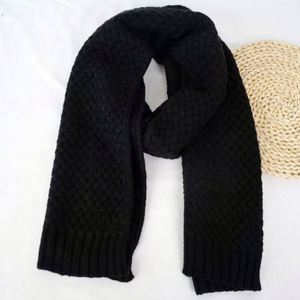 Écharpe longue tricotée unie en polyester 100% multicolore, chaude pour l'hiver, avec logo personnalisé, pour femme, 35*175cm, vente en gros - Product Image 4