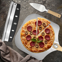 Coupe-pizza en acier inoxydable de 14 pouces serveur pizza en métal tournant ensemble de pelures avec accessoires de manche en bois pliants