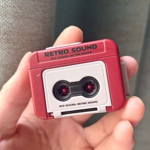 Mini Grabadora Retro con Llavero, Caja de Música, Funciona con Pilas, Material Plástico, Reproductor de Casetes y Grabación de Audio, Regalo para Parejas - Product Image 3