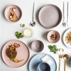 Assiettes en porcelaine, vaisselle <span class=keywords><strong>de</strong></span> noël, fête <span class=keywords><strong>de</strong></span> Festival, Style nordique, à usage domestique, vaisselle <span class=keywords><strong>de</strong></span> table Durable, <span class=keywords><strong>assiette</strong></span> à dîner en céramique - Product Image 4