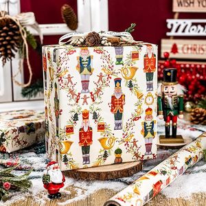Papel de Embalaje de Papel Couché con Patrón de Cinta Conmemorativa de Hombre de Jengibre Cascanueces Dorado para Uso Diario - Product Image 1