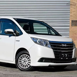 Auto Usate di Qualità Toyota Noah in Vendita, Auto Toyota Usate Economiche in Vendita - Product Image 1