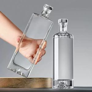 Bouteille de vodka, de whisky ou de liqueur en <span class=keywords><strong>verre</strong></span> personnalisée de 500 ml, bouteille de jus de 50 cl - Product Image 2