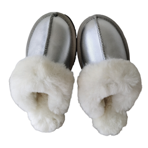 Chaussons en suède coloré et pelucheux pour hommes et femmes, semelle épaisse antidérapante, confortables pour l'hiver, usage domestique, en TPR, fourrure douce, pour couple - Product Image 1