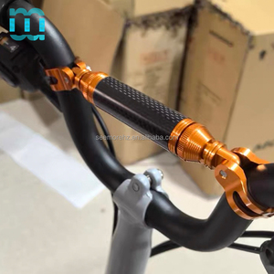 Supporto per luce manubrio bici pieghevole SeeMore BMX, estensore regolabile in carbonio per manubrio a coda di rondine, pieghevole a M - Product Image 4