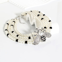 Collier Abeille Populaire Multicouche avec Perles Noires et Blanches, Design Élégant, Collier Ras du Cou Abeille, Bijoux Fins pour Mariage, Accessoires